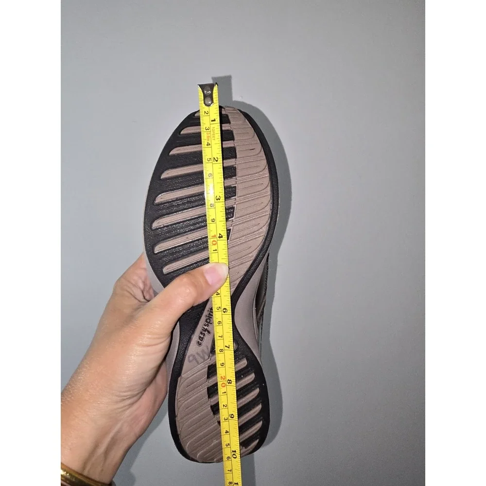 Clarks product pair
